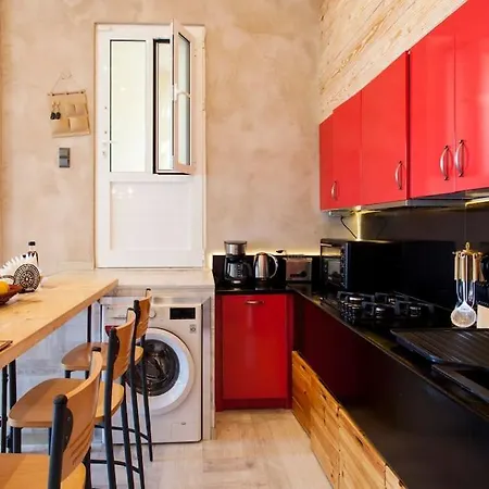 بيت للعطل Lenico Beachfront